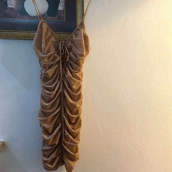 Bodycon Ruched Mini Dress - Picture 2 of 9